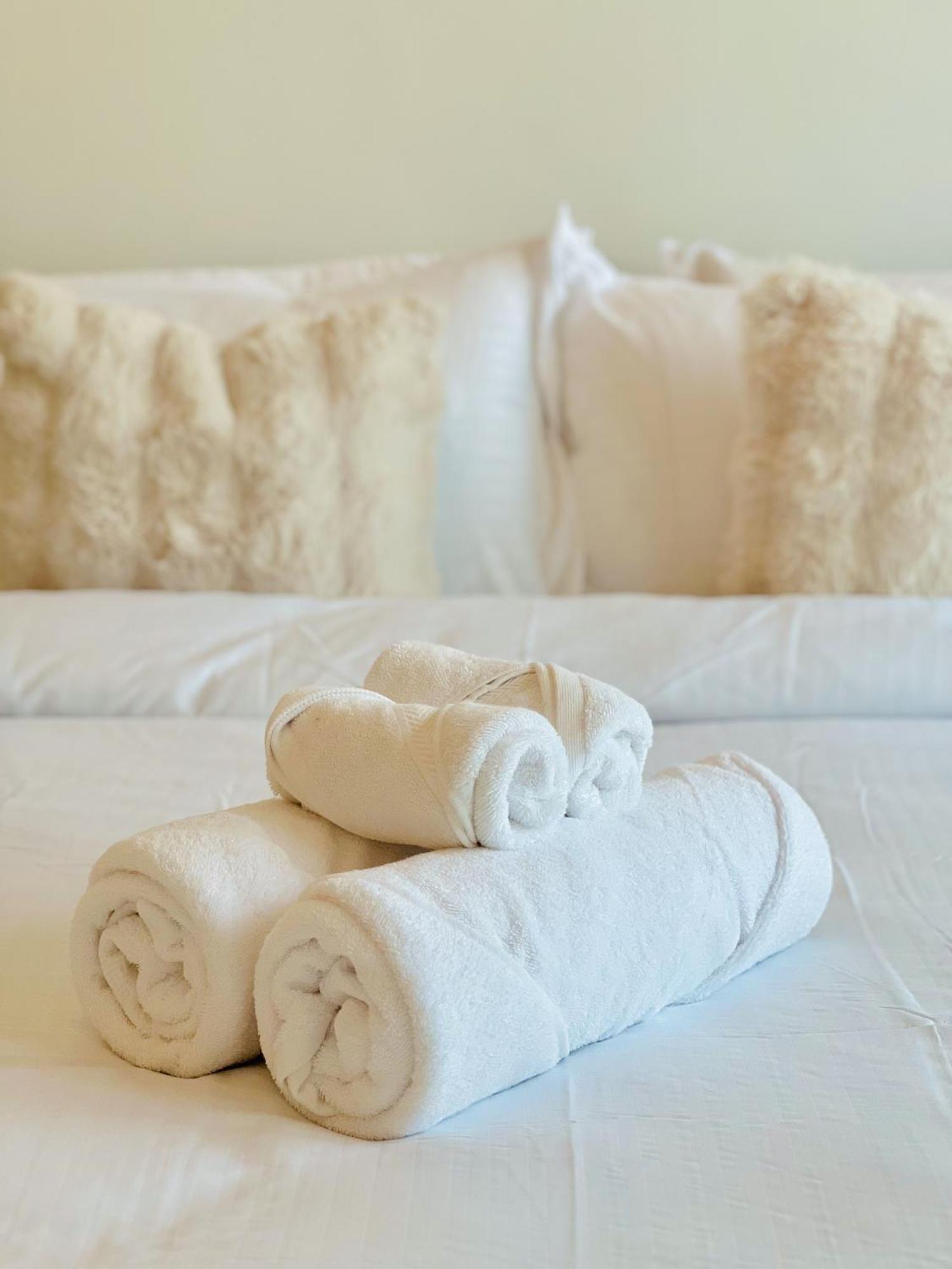 Waves - Executive Bay Studio, Canal View And Modern Amenities * Dubai